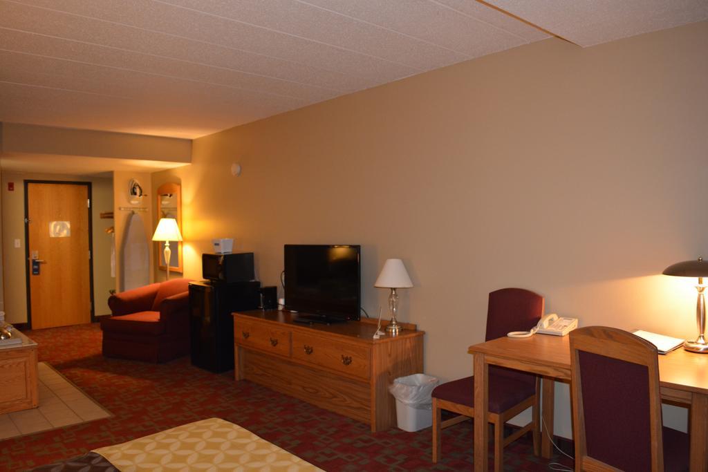 Travelodge By Wyndham Grand Forks Exterior foto
