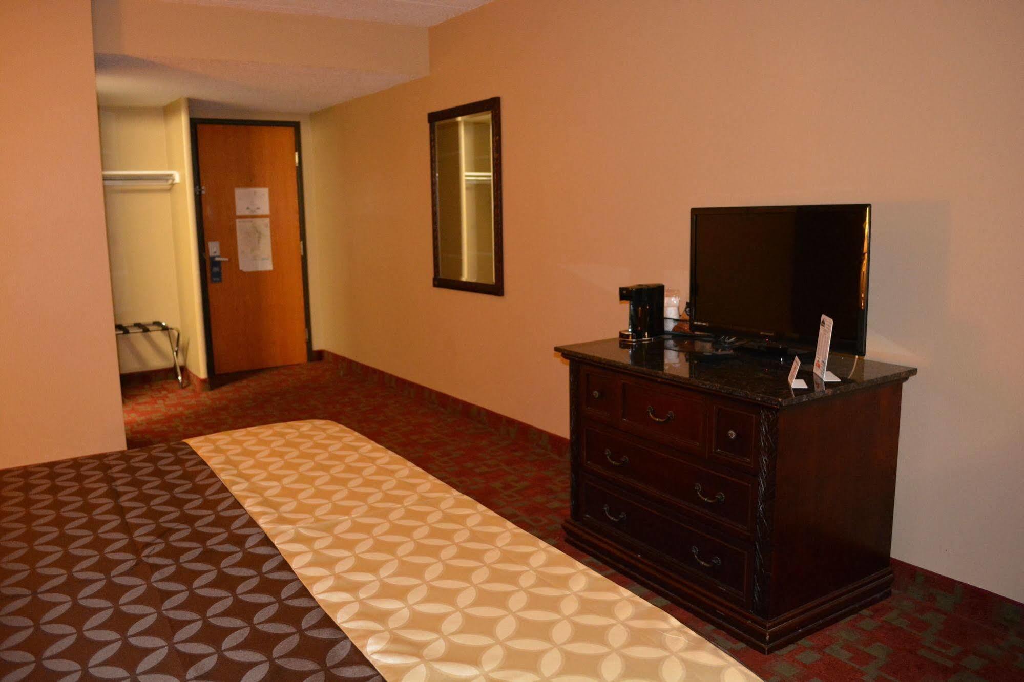 Travelodge By Wyndham Grand Forks Exterior foto